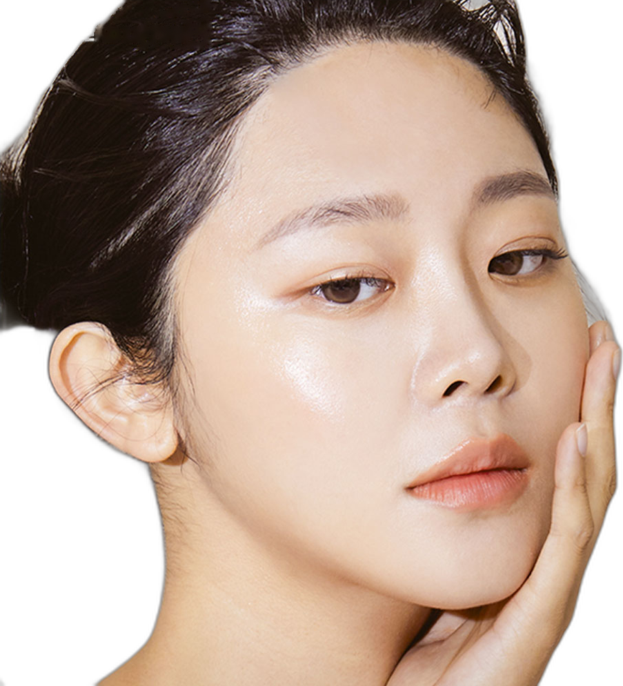 두 손으로 얼굴을 매만지는 모델 — 동안 이마거상 시술 안내