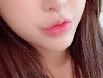 입술만 보게되용