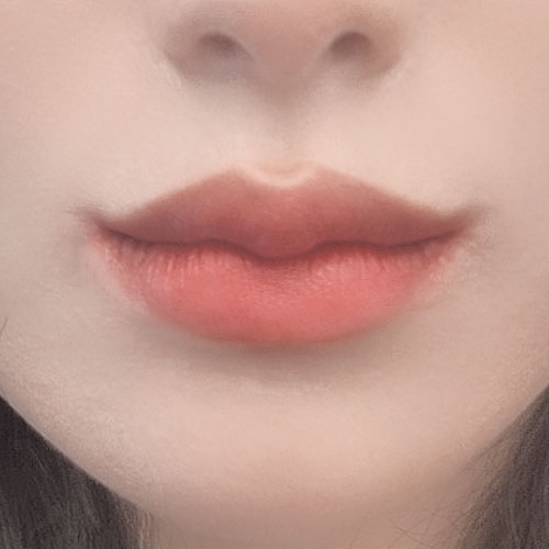 자연스러운 입꼬리 좋아요